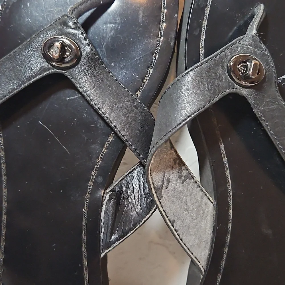 Coach Shelly Black Leather Thong Sandals,  Size 7.5